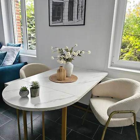 L'evasion 아파트